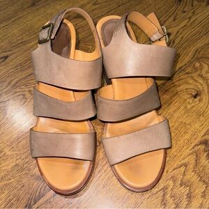 Kork-Easy Lenny Strappy Block Heel Rubber Sole Sandal Heel Sz 9